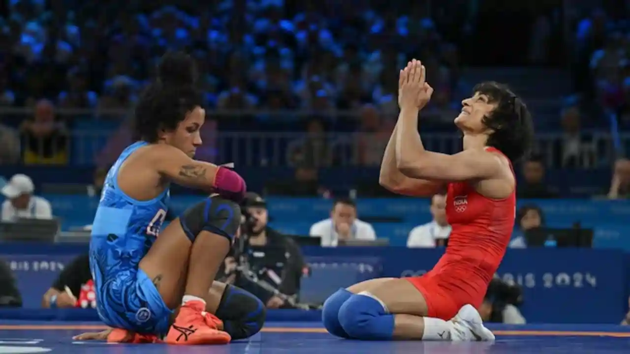 https://www.mobilemasala.com/khel/No-more-strength-sorry-Vinesh-Phogat-announces-retirement-a-day-after-being-disqualified-from-Paris-Olympics-hi-i288500